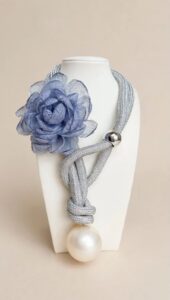 Collar Floré.
